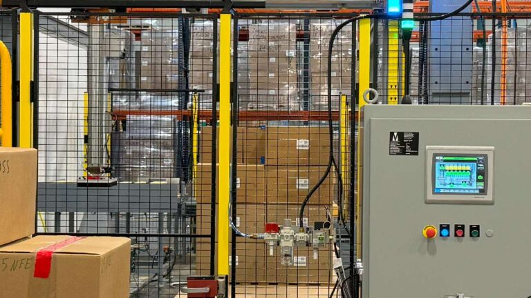 Case Gantry Palletizing Solution by MESH