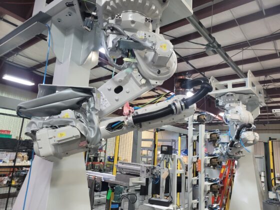 Robotic Tending Machine for Automobile Parts by MESH Automation