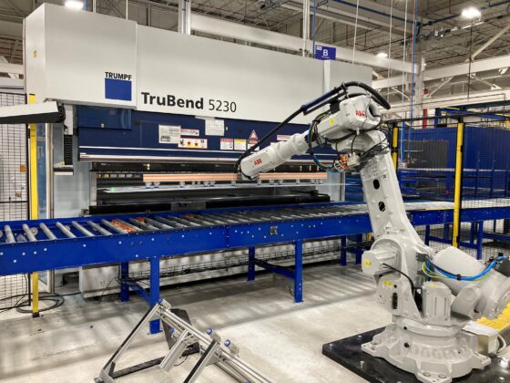 Turnkey Robotic Press Tending System for Manufacturing